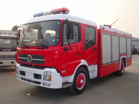 東風(fēng)天錦6T泡沫消防車(chē)
