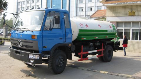 東風(fēng)10噸位多功能灑水車(chē)
