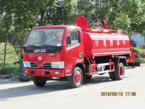 東風(fēng)2-4噸消防車(chē)灑水車(chē)