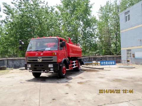 東風(fēng)平頭8噸消防灑水車(chē)